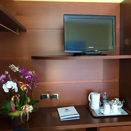 Western Nettuno Hotel 4*