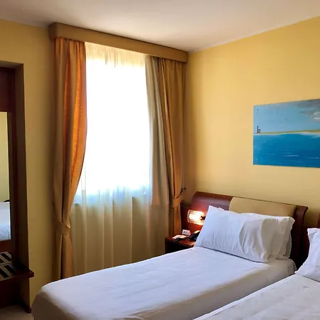 Western Nettuno Hotel 4*
